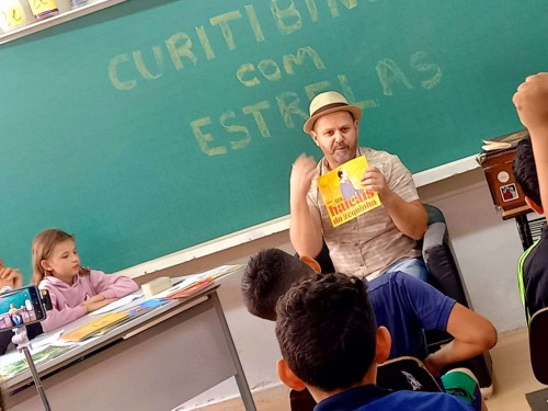 Bate papo com o poeta.