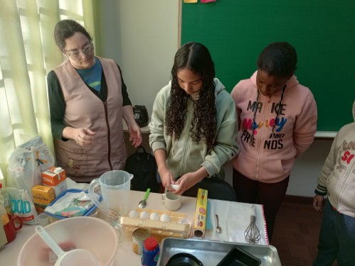 Torta de frango com Professora Ana Paula Souza