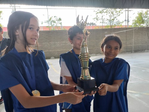 Torneio de Vôlei na Escola
